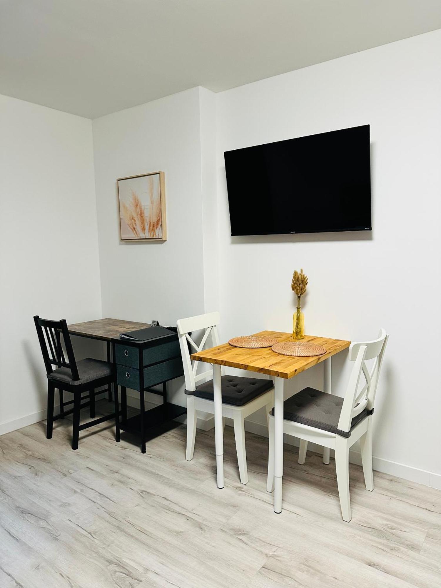 Lagom - An Der Barclays Arena Apartment *